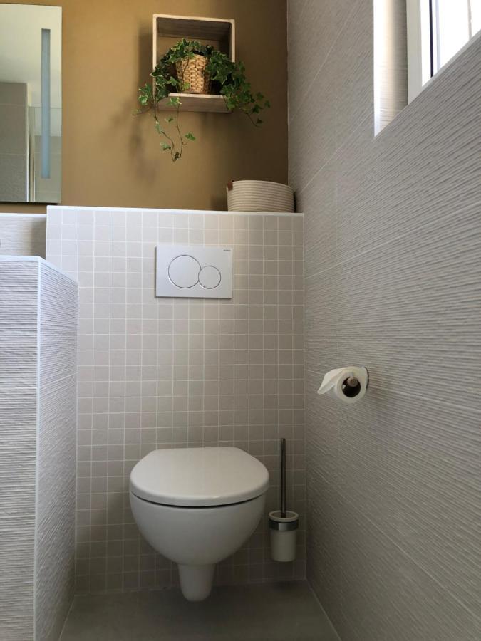 Face A La Mer, Bel Appartement Сен-Назар Екстериор снимка