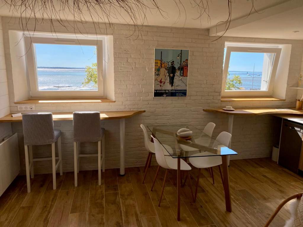 Face A La Mer, Bel Appartement Сен-Назар Екстериор снимка