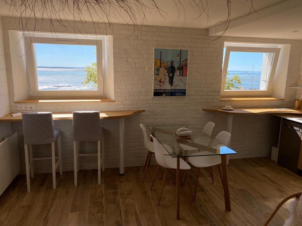 Face A La Mer, Bel Appartement Сен-Назар Екстериор снимка